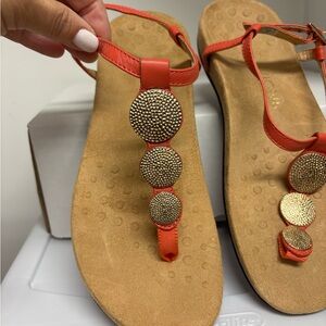 VIONIC Lizbeth t-strap orthotic leather sandals sz 8